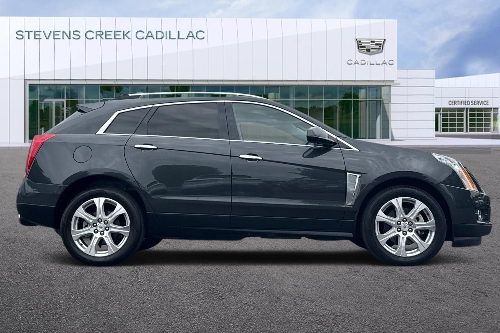 Used 2016 Cadillac SRX Premium AWD/4WD image 2