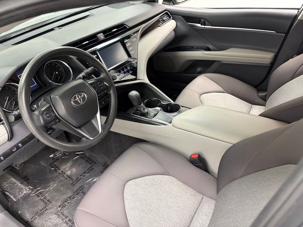 Used 2019 Toyota Camry LE FWD image 16