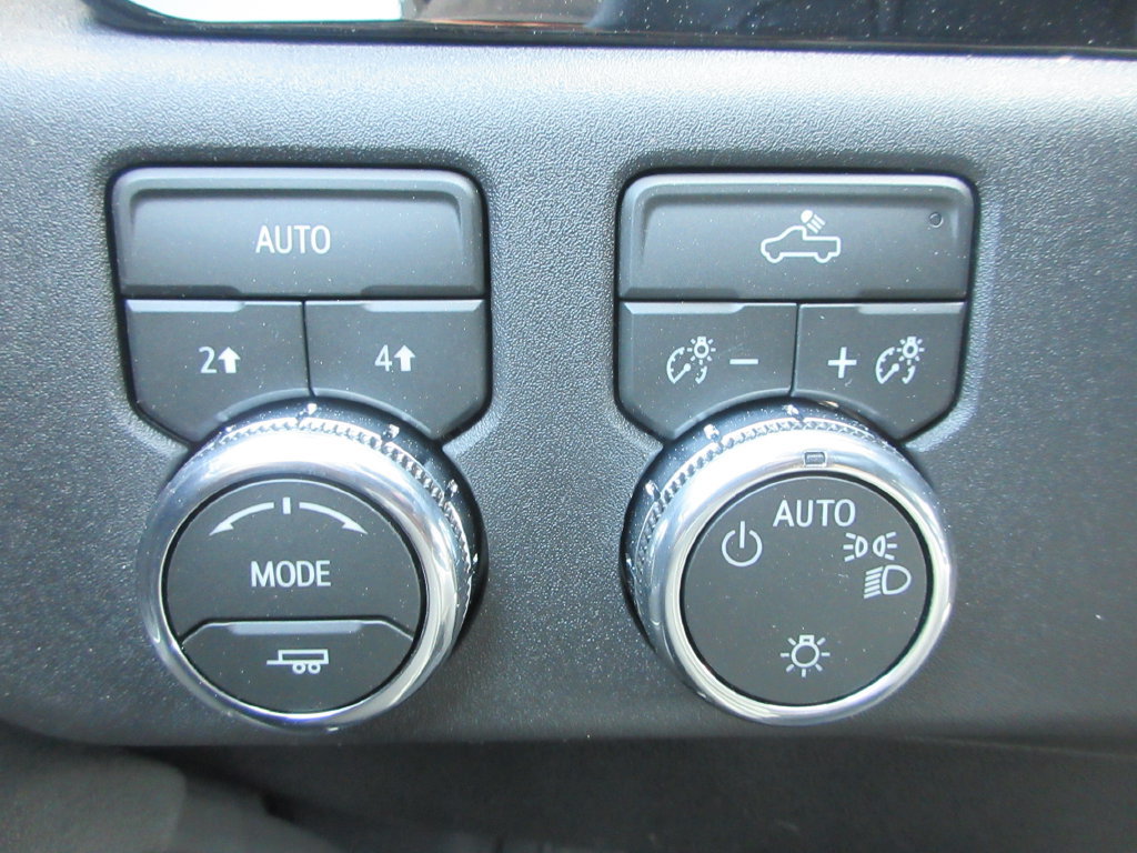 New 2026 GMC Sierra 1500 SLE AWD/4WD image 17