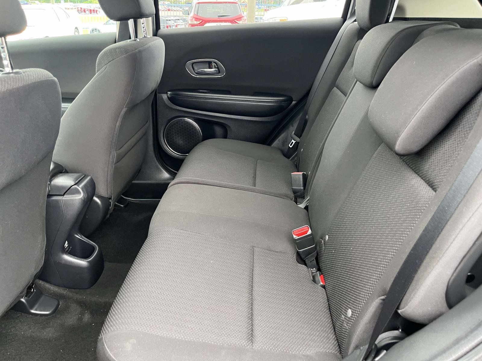 Used 2017 Honda HR-V EX image 11