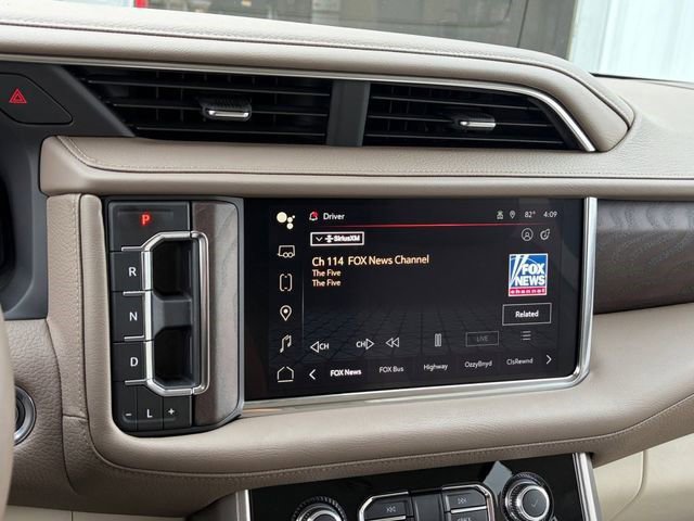 Certified 2023 GMC Yukon Denali w/ LPO, Floor Liner Package image 11