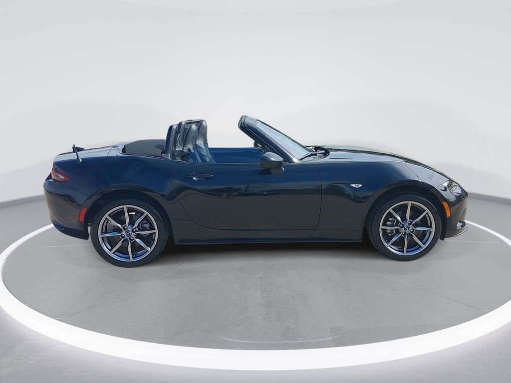 Used 2022 MAZDA MX-5 Miata Grand Touring image 4