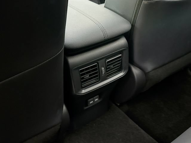 Used 2023 Toyota RAV4 XLE Premium AWD/4WD image 25