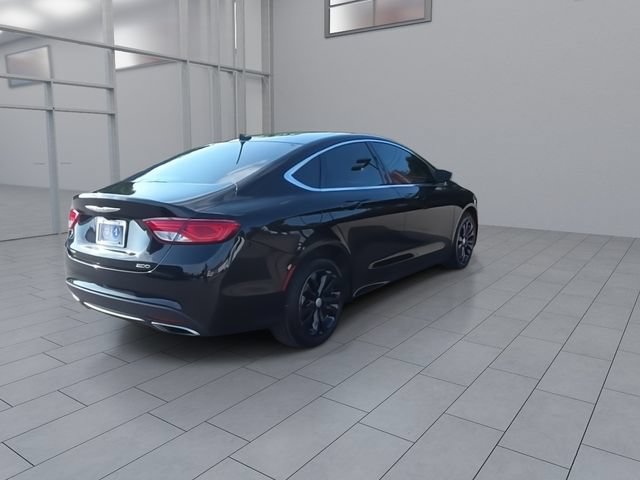 Used 2016 Chrysler 200 Limited w/ Convenience Group FWD image 8