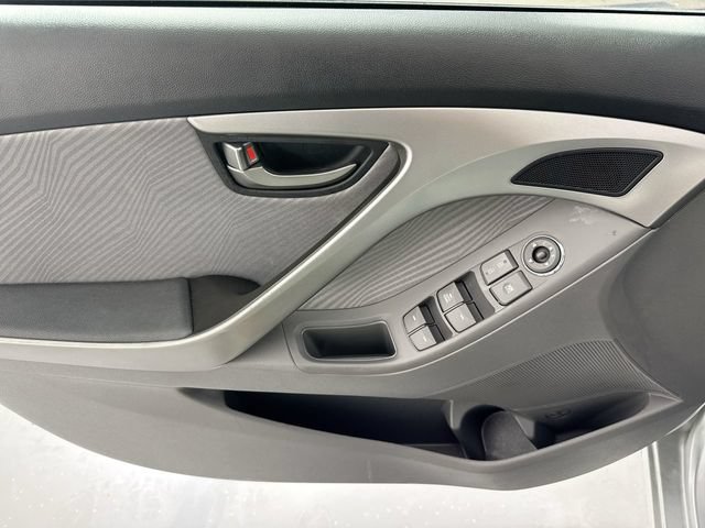 Used 2013 Hyundai Elantra GLS w/ Preferred Pkg FWD image 18