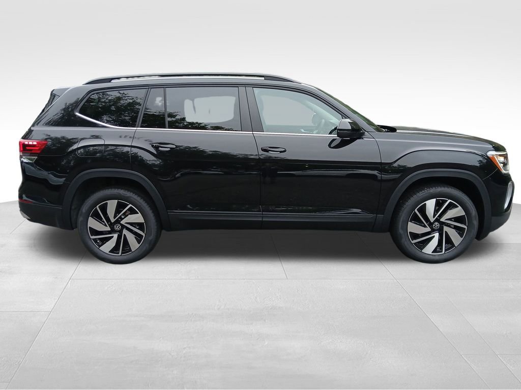 New 2026 Volkswagen Atlas SE FWD image 6