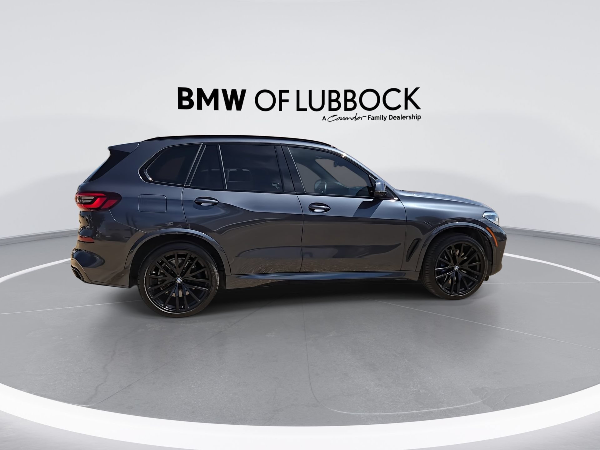 Used 2021 BMW X5 M50i AWD/4WD image 9