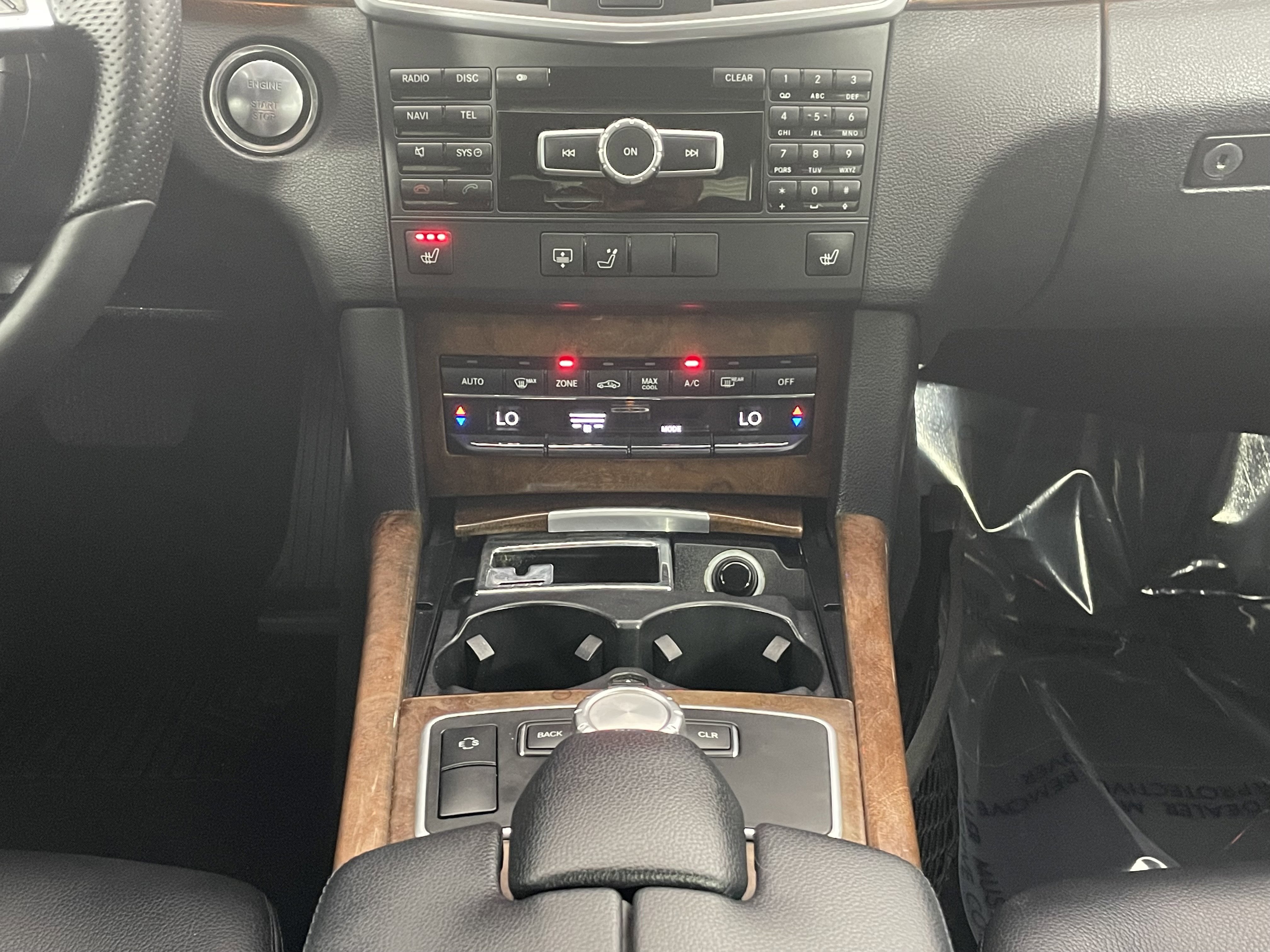 Used 2013 Mercedes-Benz E 350 4MATIC Sedan image 18