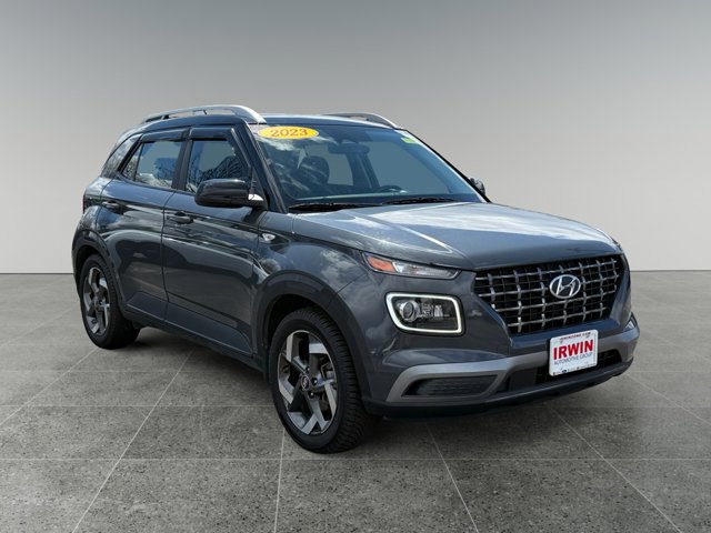 Used 2023 Hyundai Venue Limited w/ Cargo Package image 7