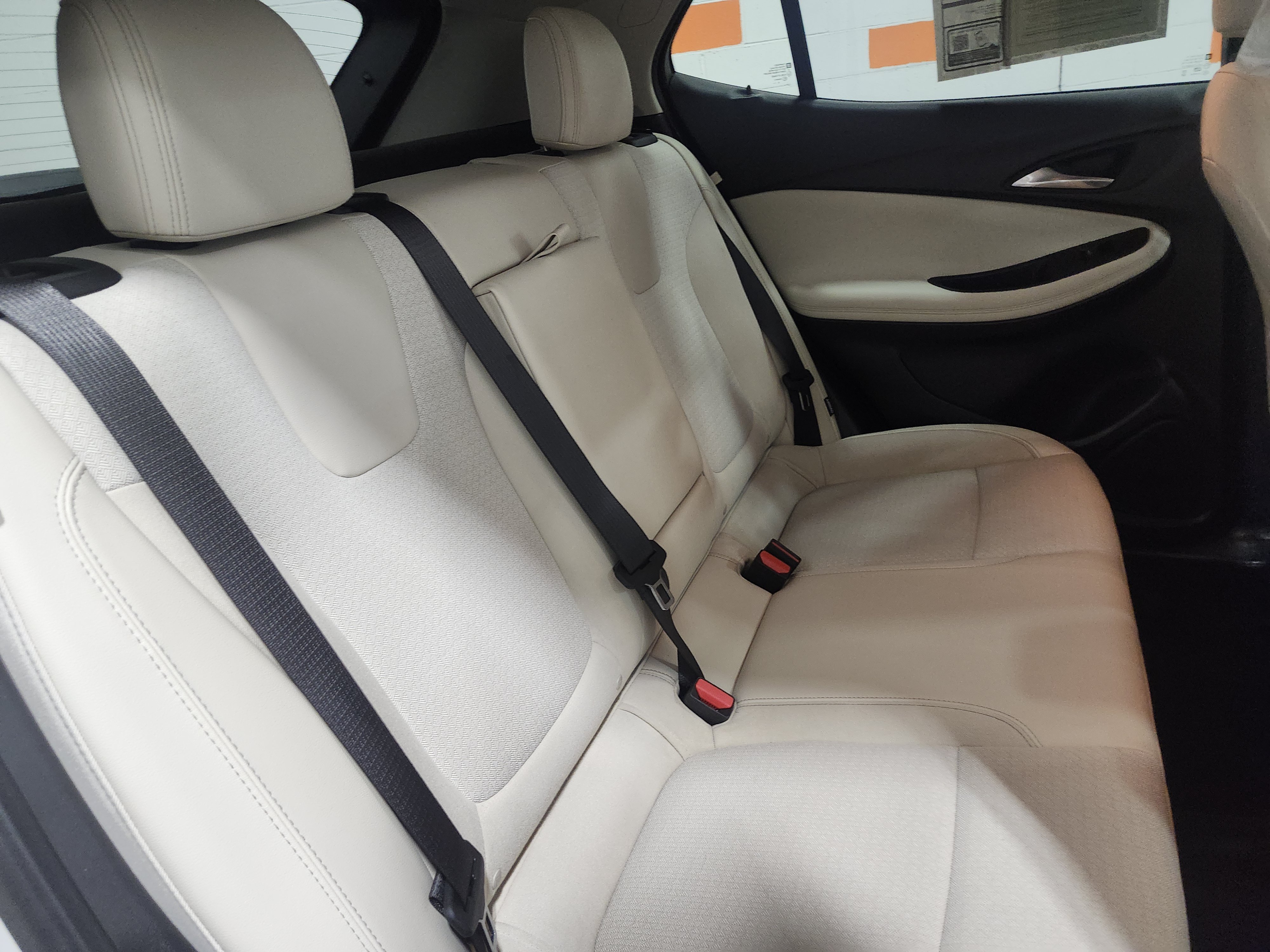 Used 2020 Buick Encore GX Select w/ Experience Buick Package AWD/4WD image 23