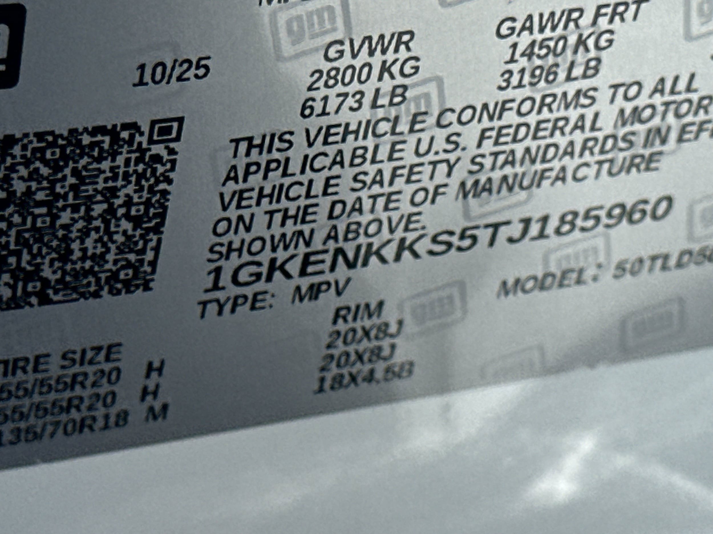 Used 2026 GMC Acadia Elevation w/ Elevation Premium Package FWD image 33
