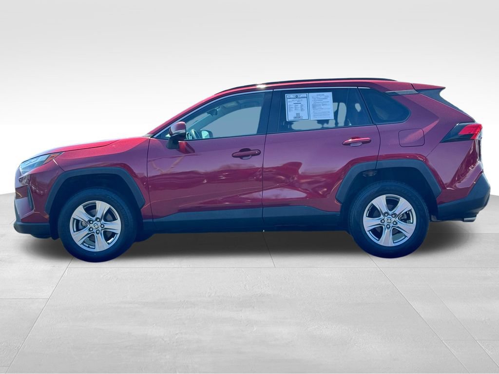 Used 2023 Toyota RAV4 XLE FWD image 4
