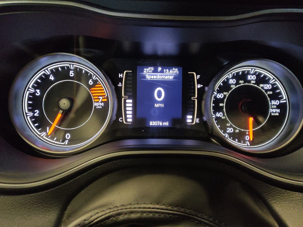 Used 2020 Jeep Cherokee Latitude Plus image 23