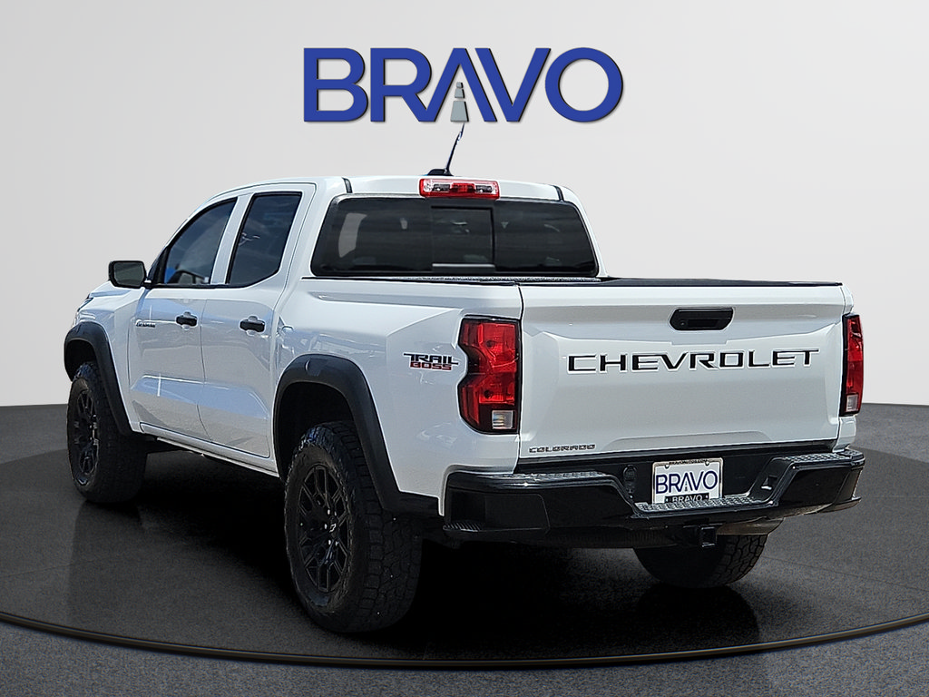 Used 2024 Chevrolet Colorado Trail Boss w/ Advanced Trailering Package AWD/4WD image 3
