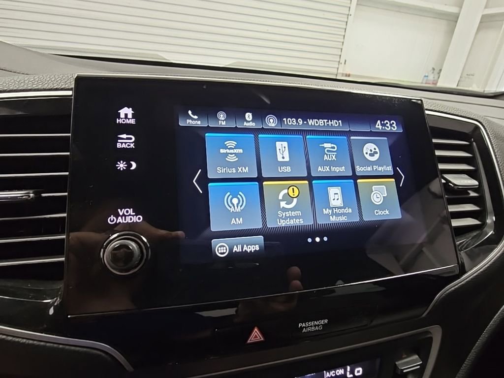 Used 2022 Honda Passport EX-L image 17