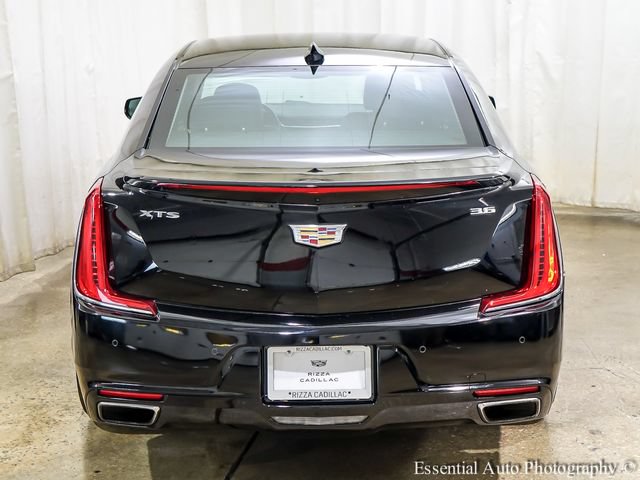 Certified 2018 Cadillac XTS Luxury FWD image 8