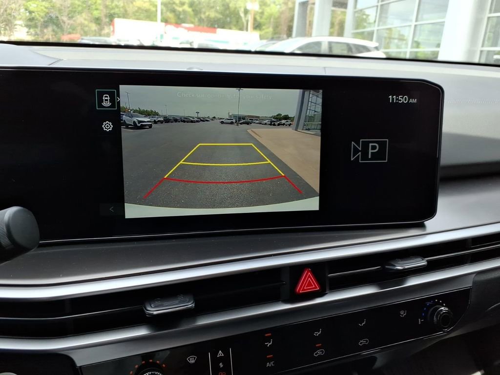 New 2026 Kia Sorento LX FWD image 21
