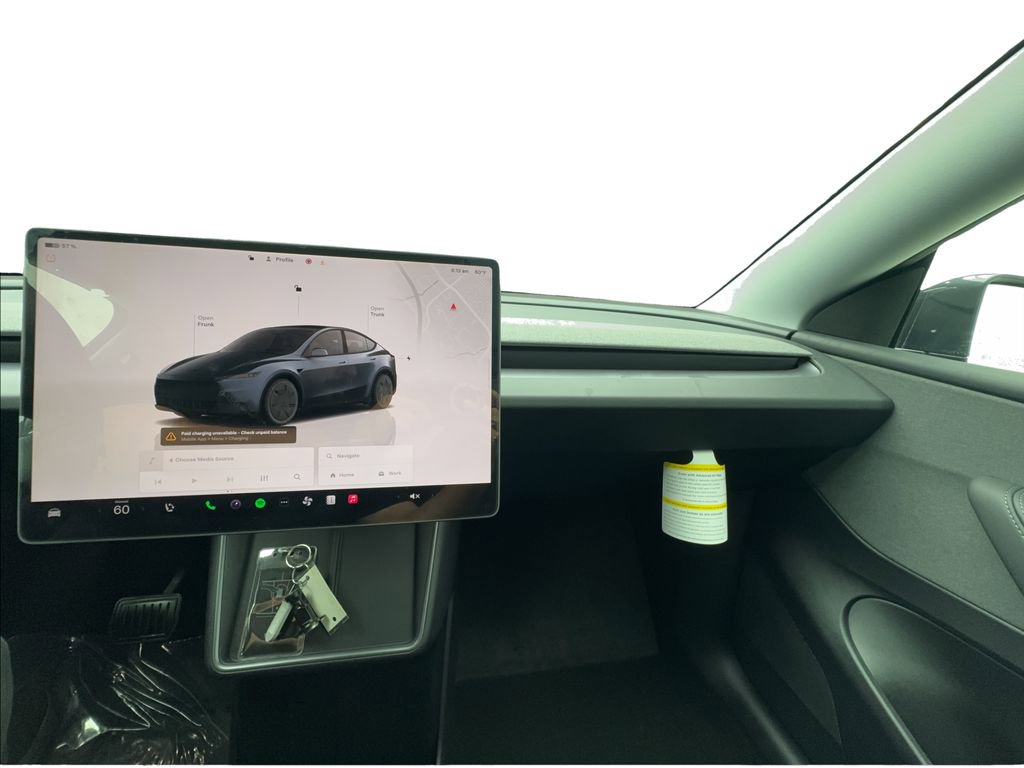 Used 2026 Tesla Model Y 2WD image 39