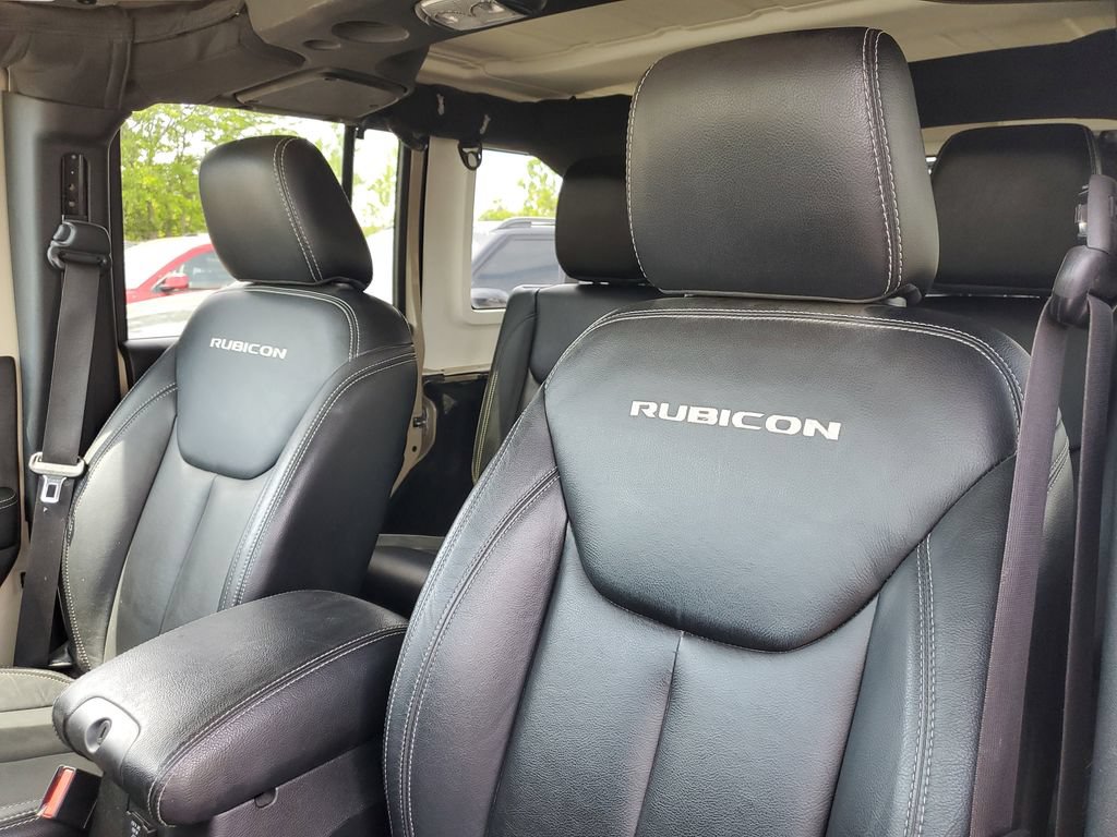 Used 2016 Jeep Wrangler Unlimited Rubicon AWD/4WD image 10