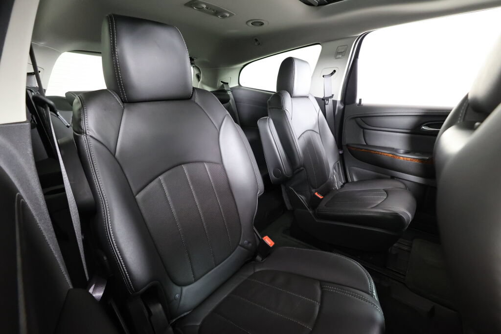 Used 2014 Chevrolet Traverse LTZ w/ LPO, 'HIT The Road' Package FWD image 21