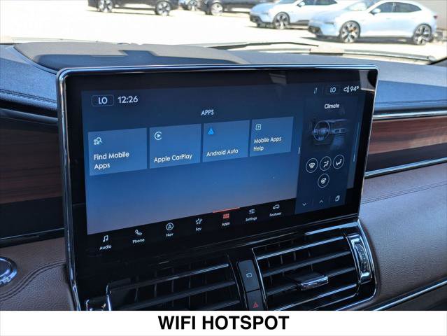 Used 2024 Lincoln Navigator Reserve AWD/4WD image 16