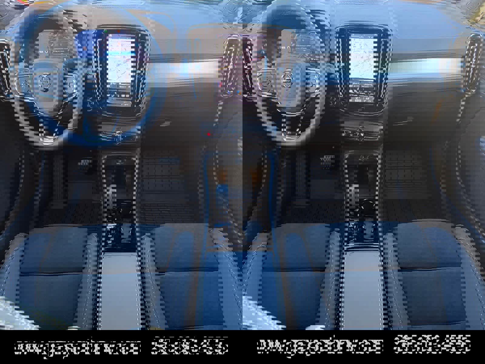 Used 2026 Volvo XC40 B5 Ultra w/ Protection Package Premier image 15