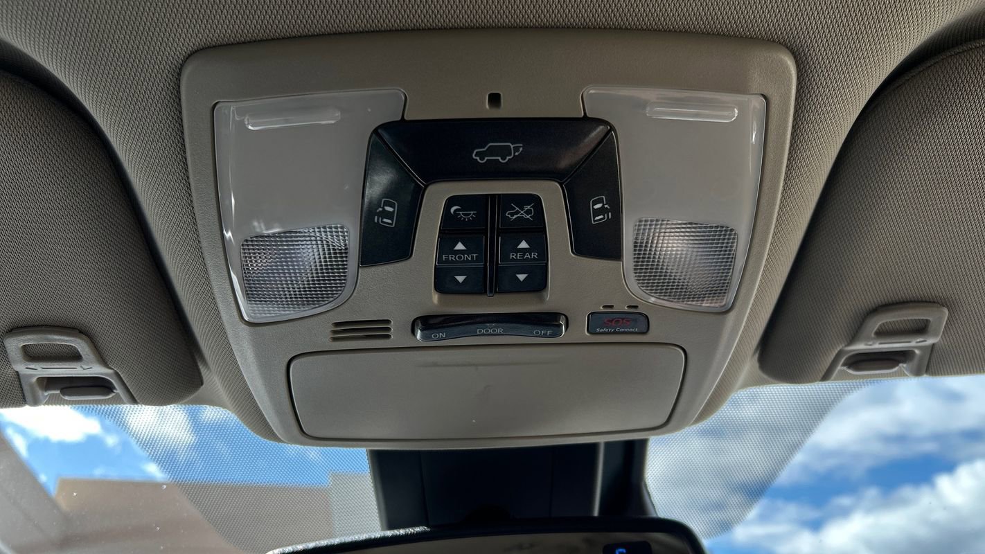 Used 2018 Toyota Sienna Limited Premium w/ Carpet Mat Package AWD/4WD image 39
