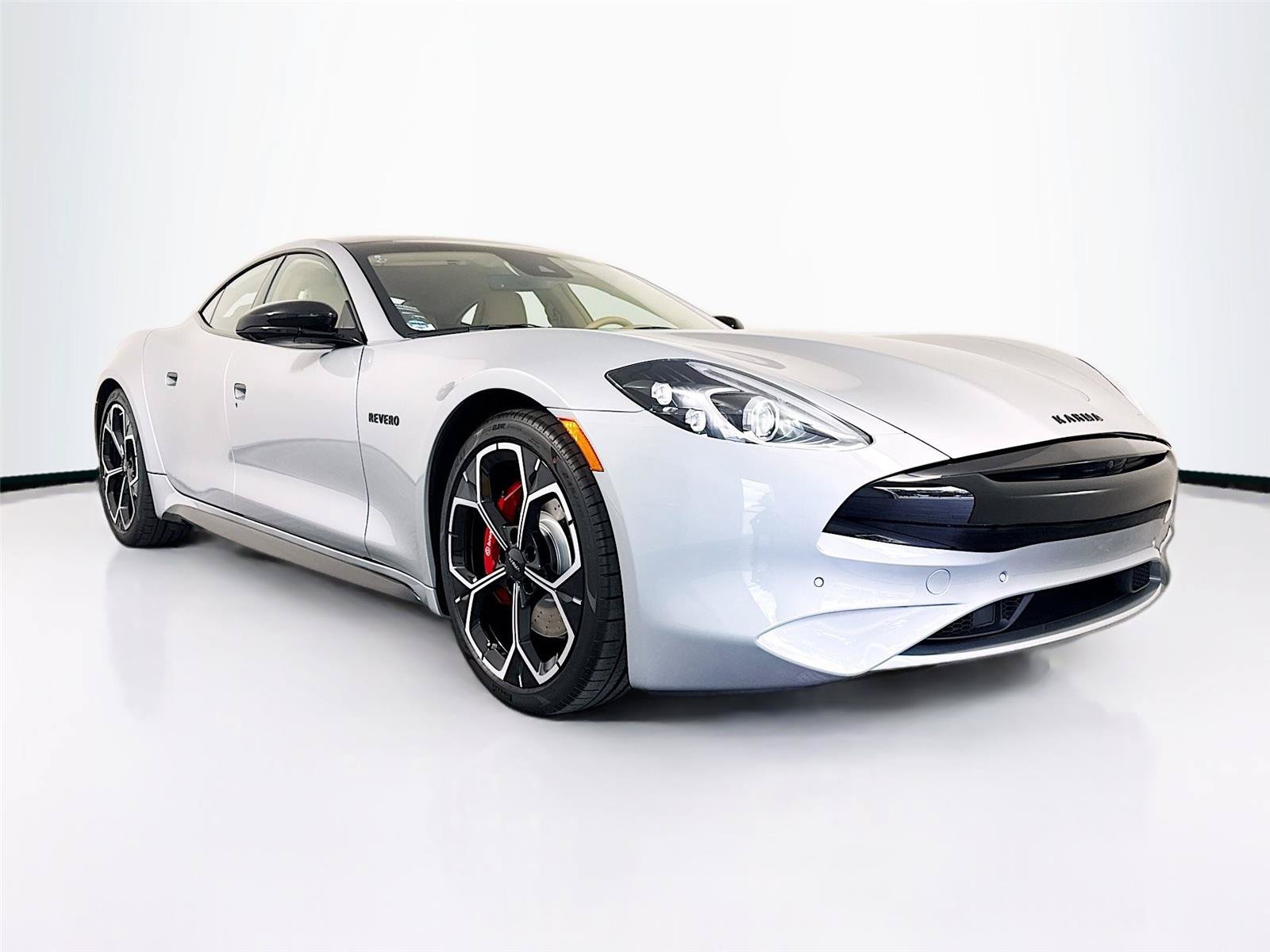 New 2025 Karma Revero Luxury RWD image 30