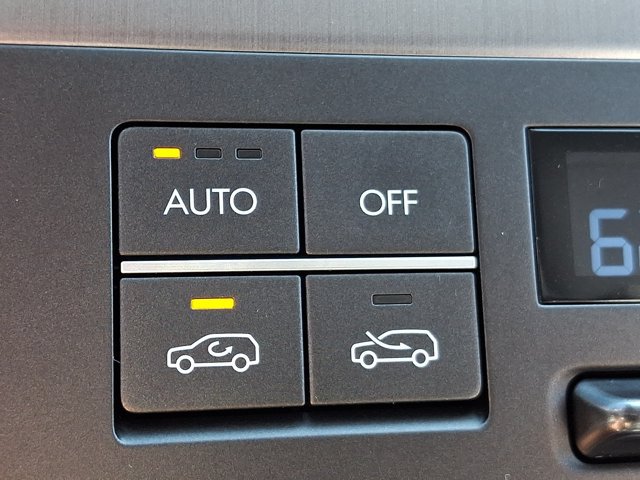 Used 2025 Hyundai Kona SEL AWD/4WD image 22