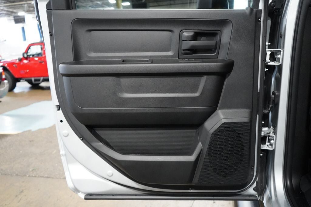 New 2026 RAM 3500 Tradesman AWD/4WD image 24