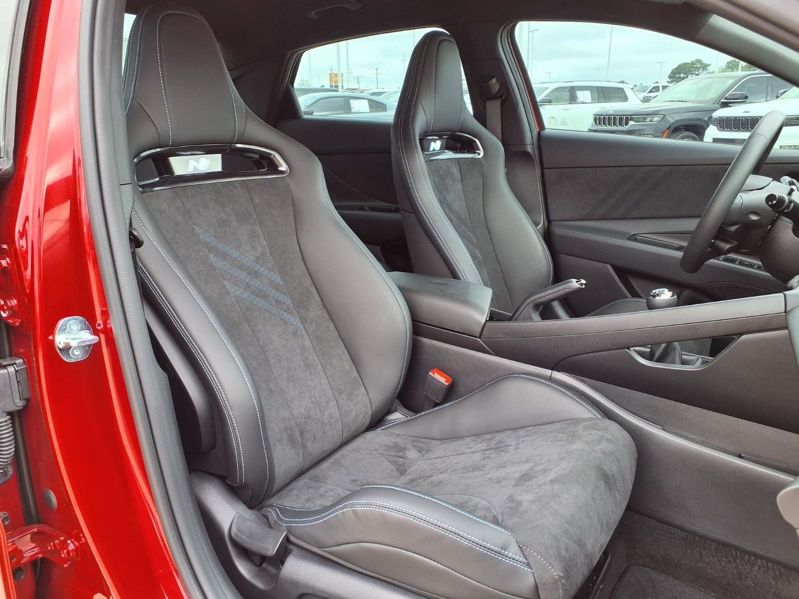 Used 2025 Hyundai Elantra N image 21