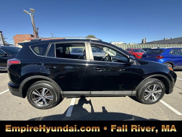 Used 2018 Toyota RAV4 Adventure image 3