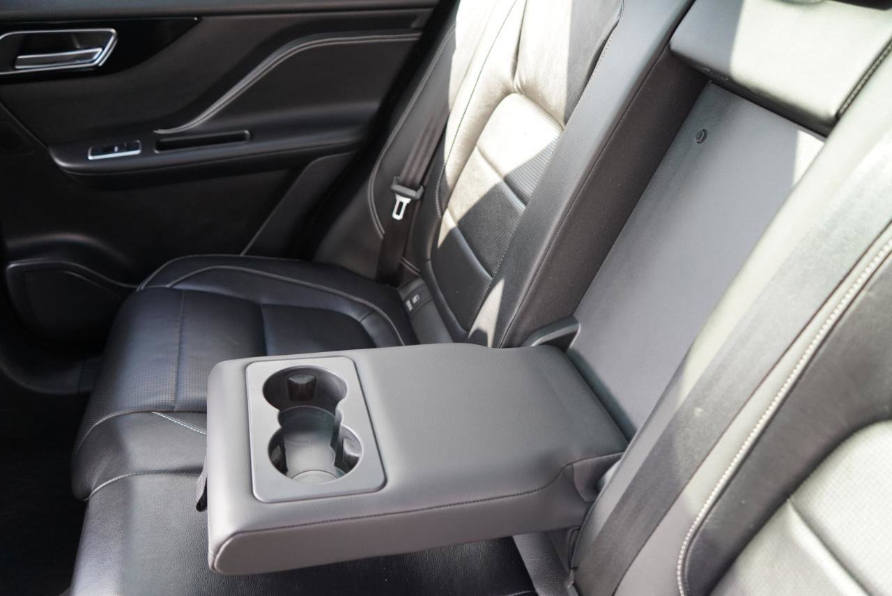 Used 2019 Jaguar F-PACE R-Sport image 63