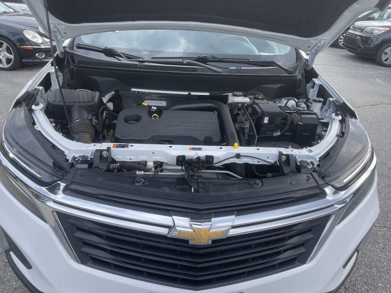 Used 2023 Chevrolet Equinox LT FWD image 29