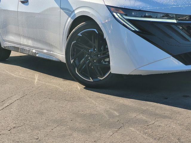 New 2026 Nissan Sentra SR w/ SR Premium Package FWD image 2