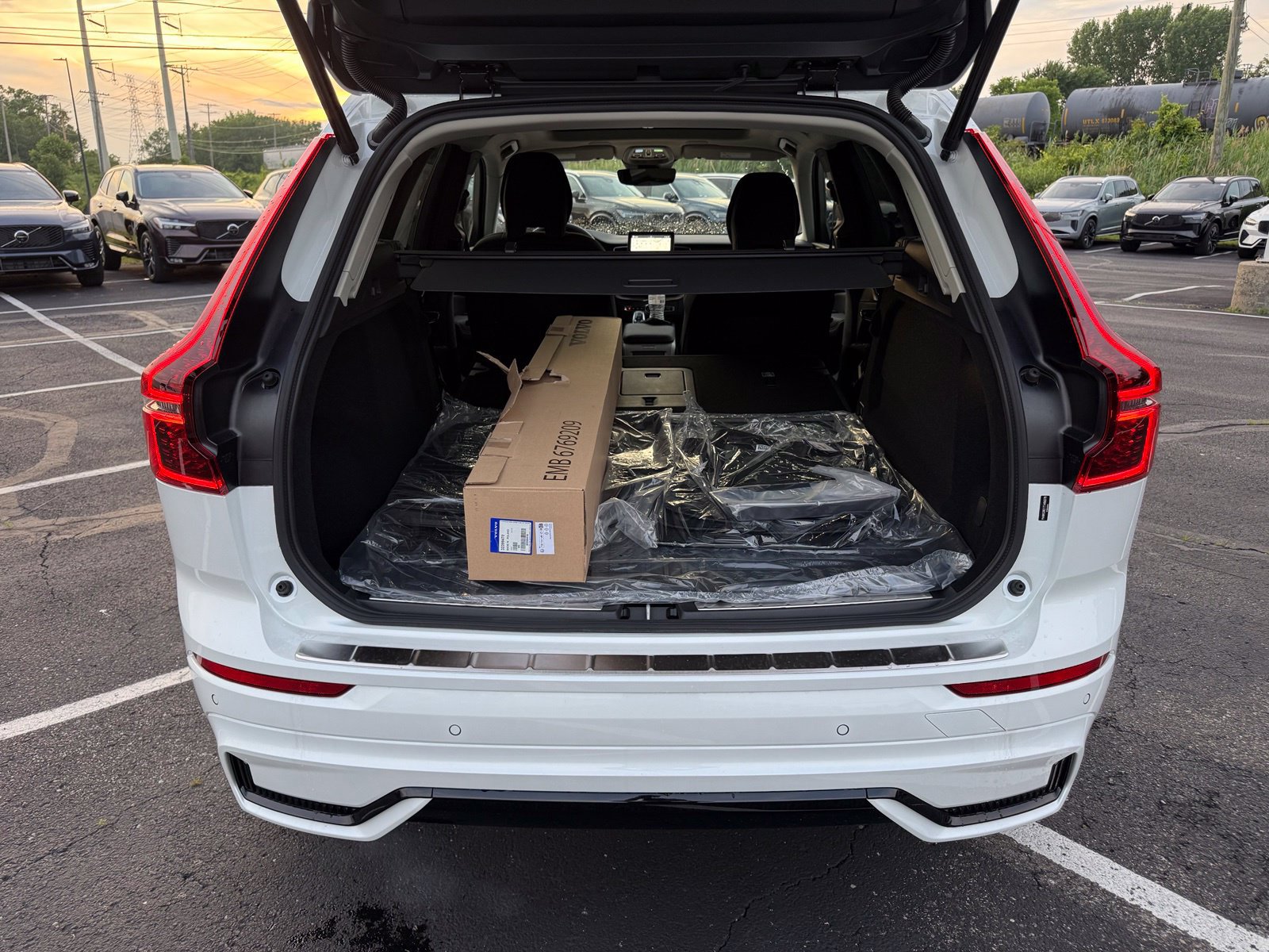 New 2026 Volvo XC60 B5 Plus w/ Climate Package AWD/4WD image 39