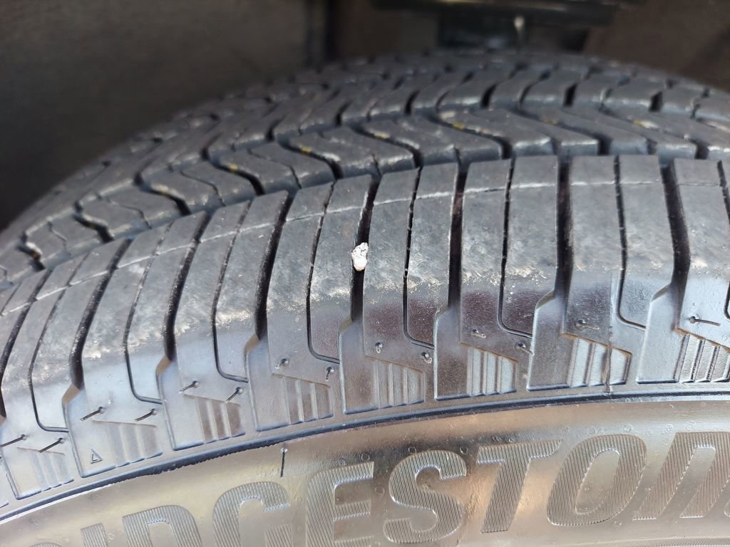 Used 2022 Chevrolet Traverse LS AWD/4WD image 31