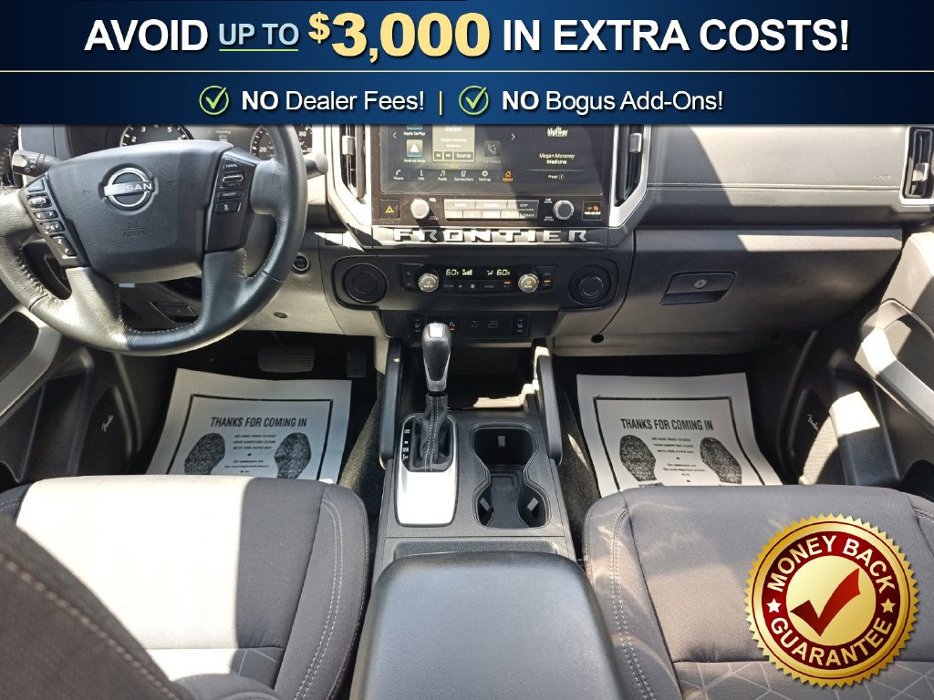 Used 2025 Nissan Frontier SV w/ SV Convenience Package RWD image 17