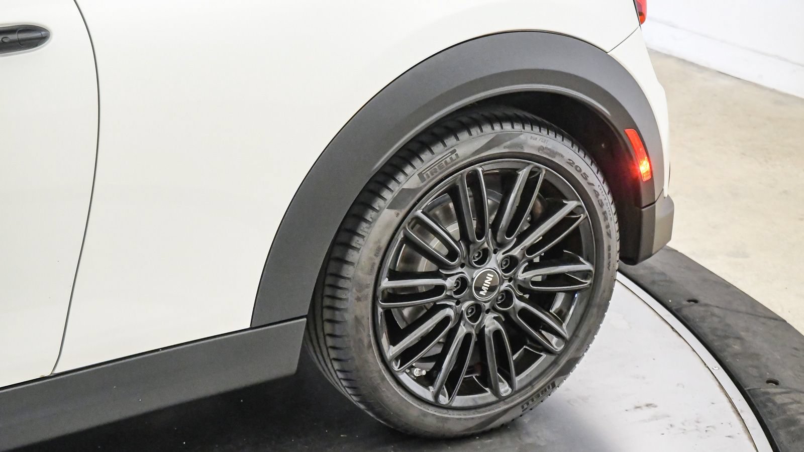 Certified 2024 MINI Cooper S FWD image 11
