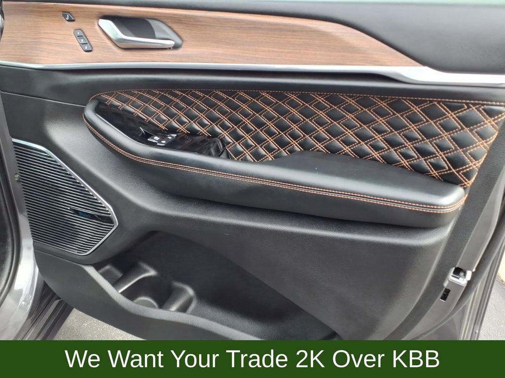 Used 2023 Jeep Grand Cherokee L Summit w/ Advanced Protech Group IV image 20