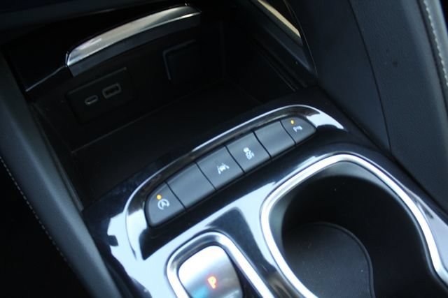Used 2022 Buick Envision Preferred FWD image 31