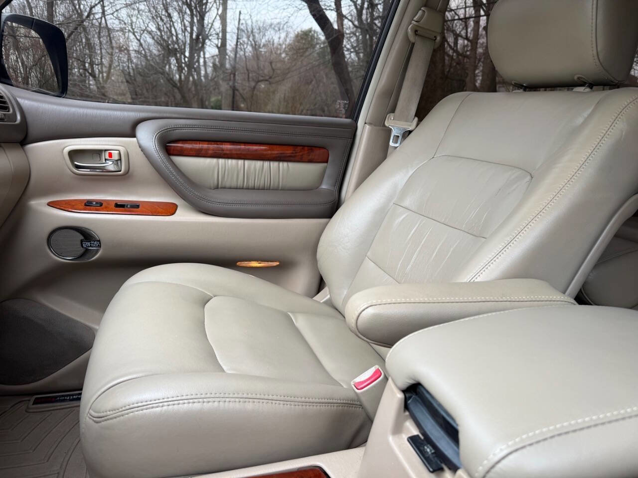 Used 2002 Lexus LX 470 Base 4WD 4dr SUV image 73