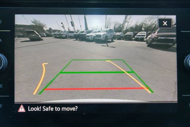 Used 2021 Volkswagen Atlas SEL Premium image 34