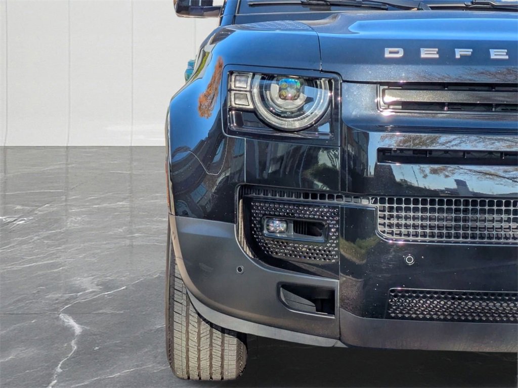 Used 2022 Land Rover Defender 110 image 15