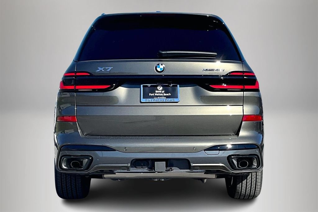 New 2026 BMW X7 xDrive40i w/ M Sport Package AWD/4WD image 3