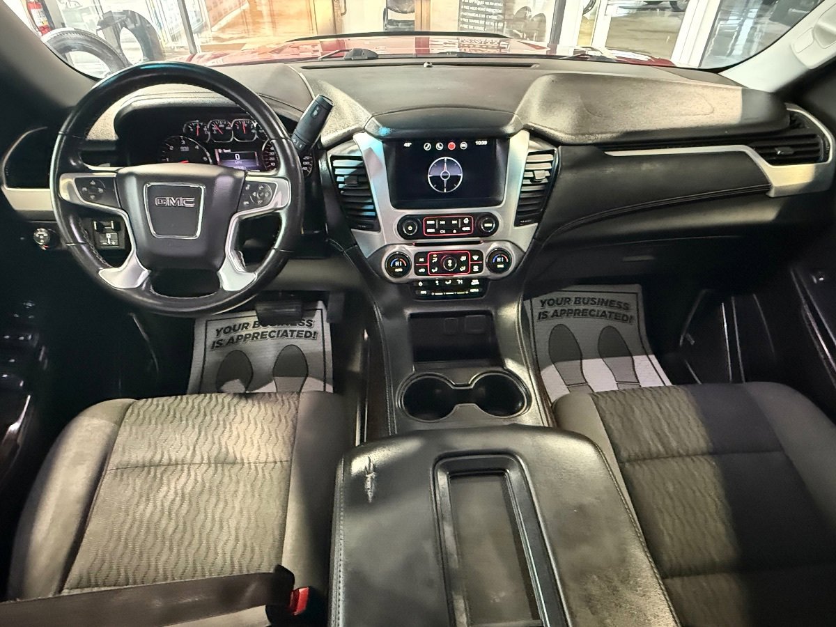Used 2015 GMC Yukon XL SLE w/ Convenience Package image 25
