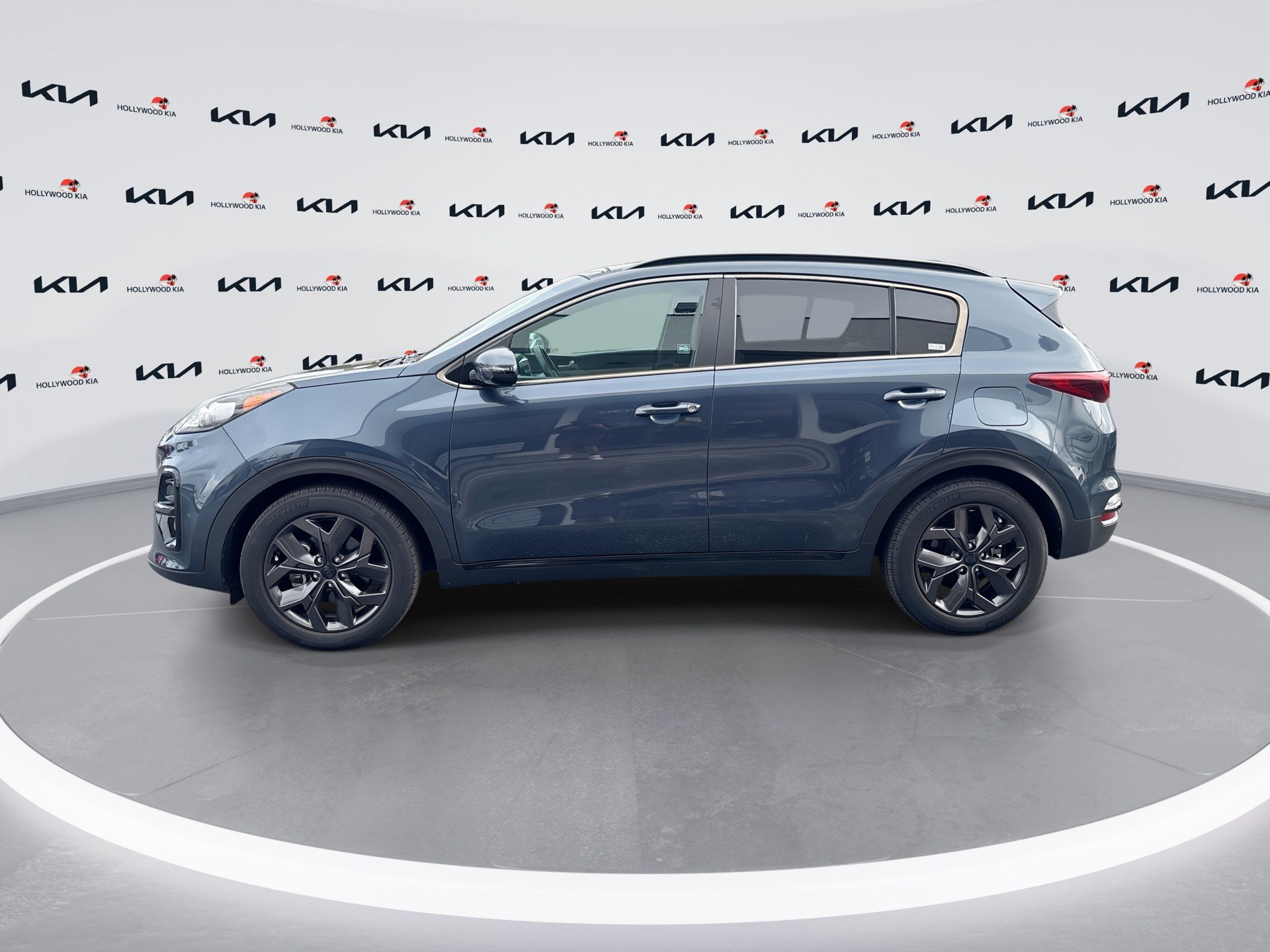 Certified 2022 Kia Sportage Nightfall Edition FWD image 5
