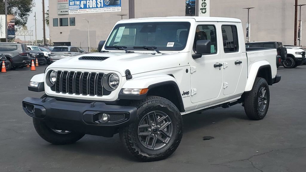 New 2026 Jeep Gladiator Sport image 32