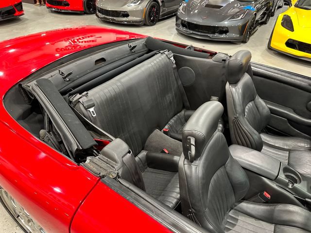 Used 2002 Pontiac Firebird Trans Am RWD image 15
