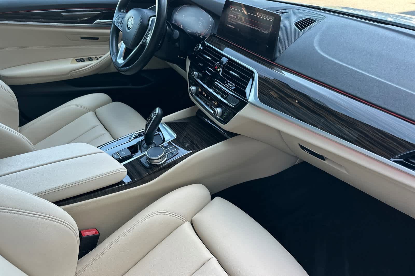 Used 2020 BMW 530i 530i w/ Convenience Package image 17